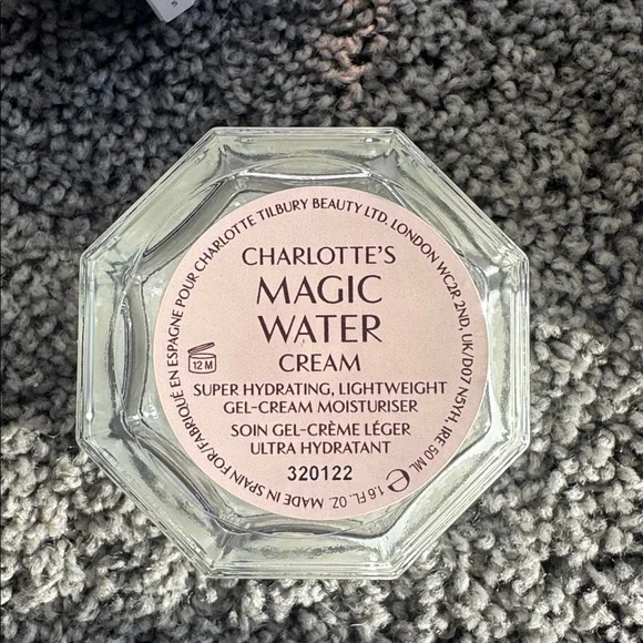 NWT Charlotte Tilbury Magic Water Cream and Refill - Picture 2 of 3
